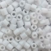 Шестиугольный 11/0 #0041F Матовый непрозрачный, белый